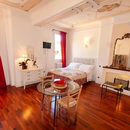 Porta Antica Apartment Bolonha Exterior foto